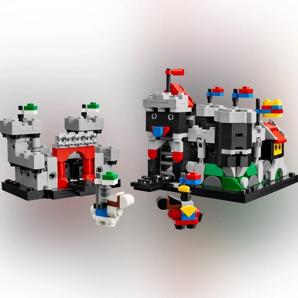 Lego Mini Knights Castle Set 40775 590 Pieces NIB